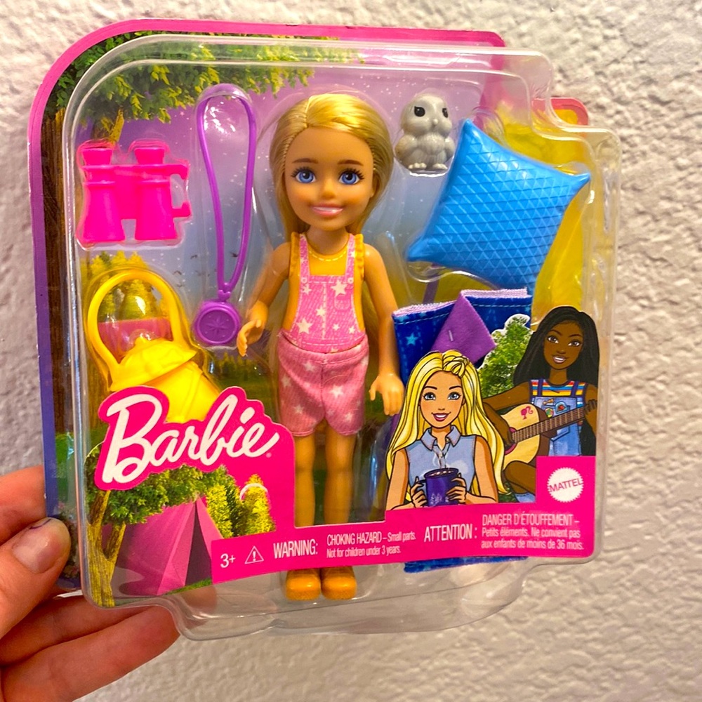 NEW Barbie Chelsea Doll set